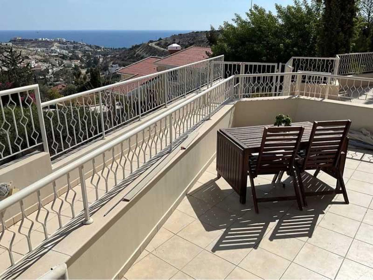 Picture of Apartment For Sale in Agios Tychon, Limassol, Cyprus