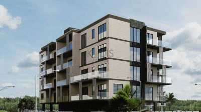 Apartment For Sale in Mesa Geitonia, Cyprus