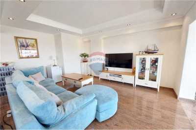 Apartment For Sale in 