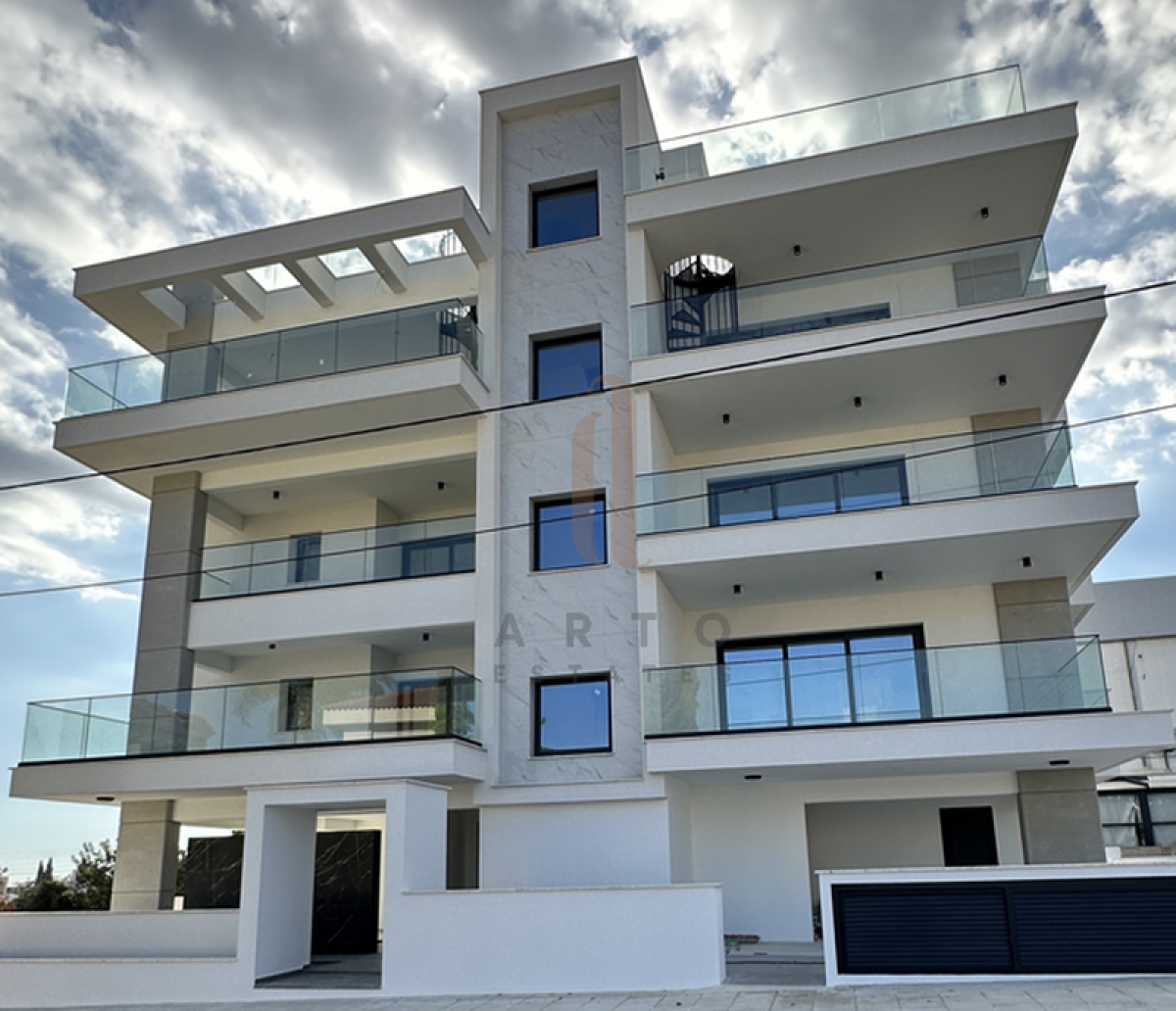 Picture of Apartment For Sale in Mesa Geitonia, Limassol, Cyprus