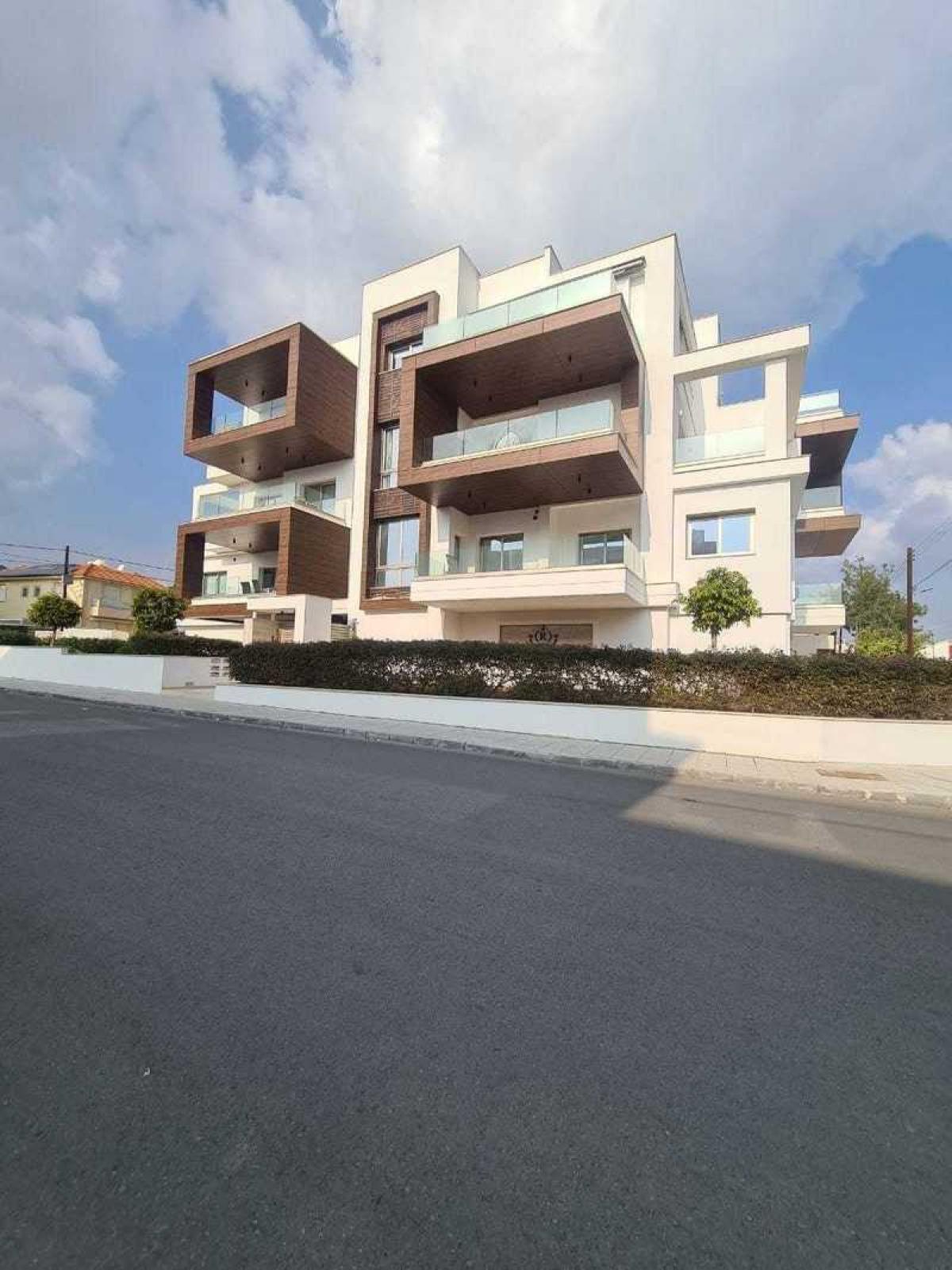 Picture of Apartment For Sale in Germasogeia, Limassol, Cyprus