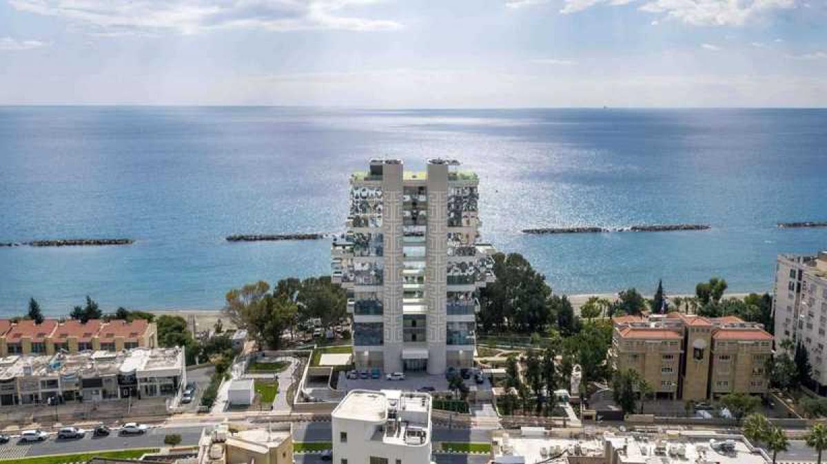 Picture of Apartment For Sale in Agios Tychon, Limassol, Cyprus