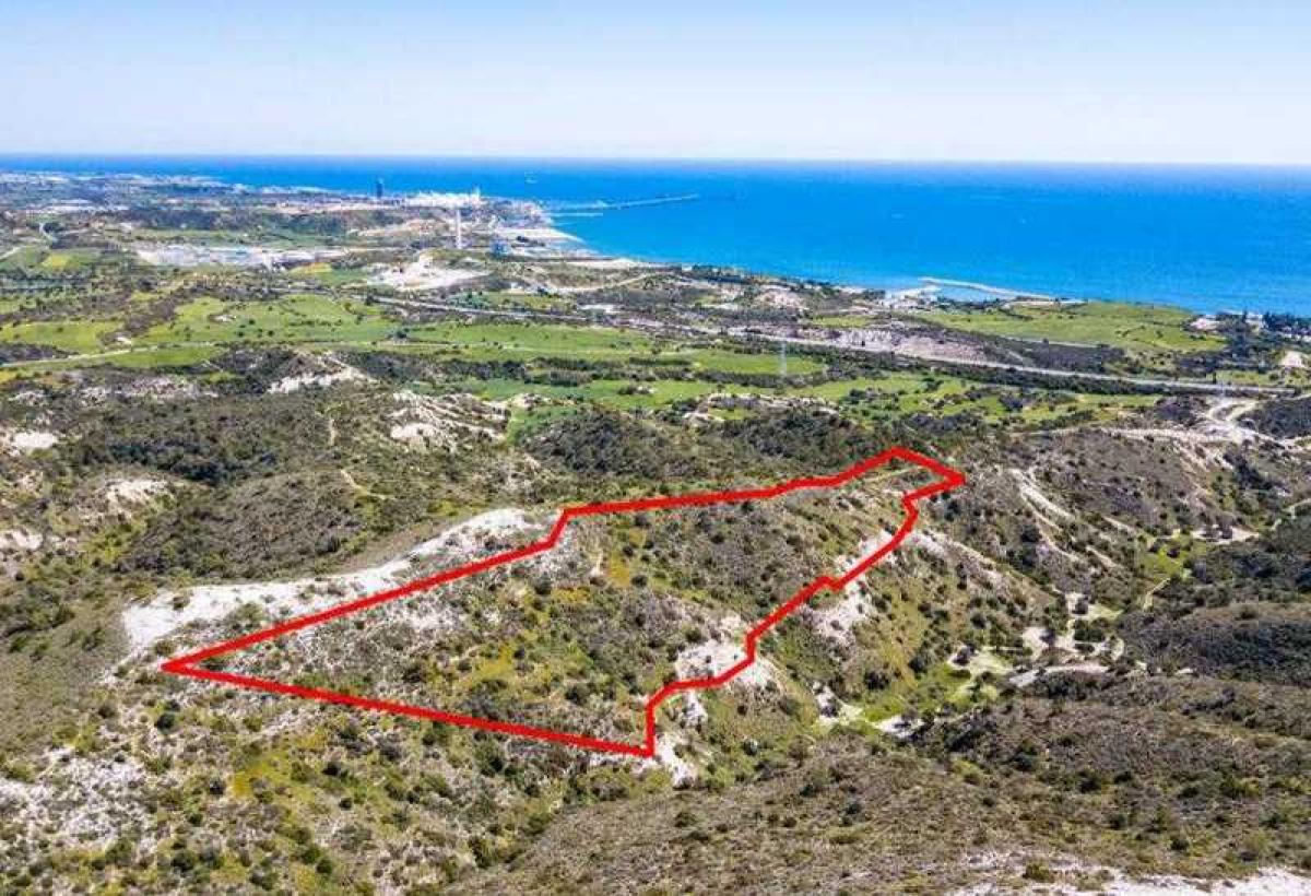 Picture of Residential Land For Sale in Pentakomo, Limassol, Cyprus