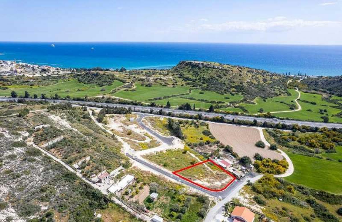 Picture of Residential Land For Sale in Agios Tychon, Limassol, Cyprus