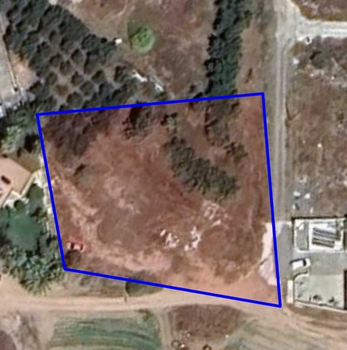 Picture of Residential Land For Sale in Pyrgos Lemesou, Limassol, Cyprus