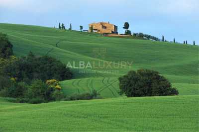 Villa For Sale in Sarteano, Italy