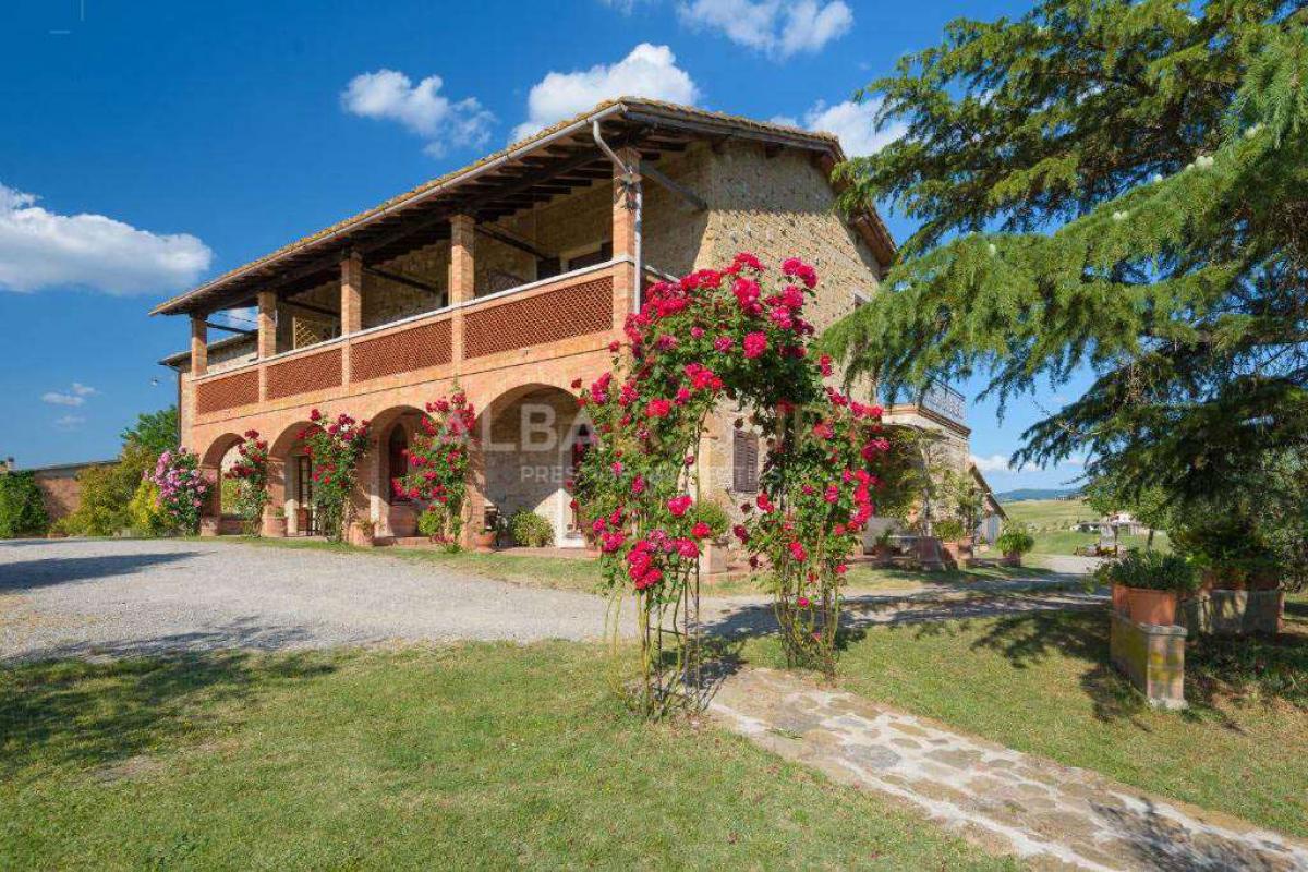 Picture of Villa For Sale in Pienza, Tuscany, Italy