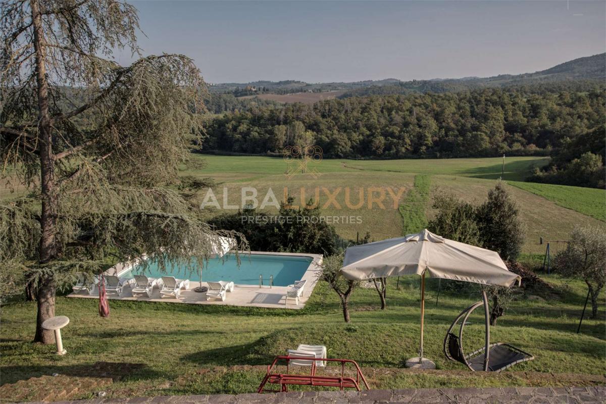 Picture of Villa For Sale in Sinalunga, Tuscany, Italy