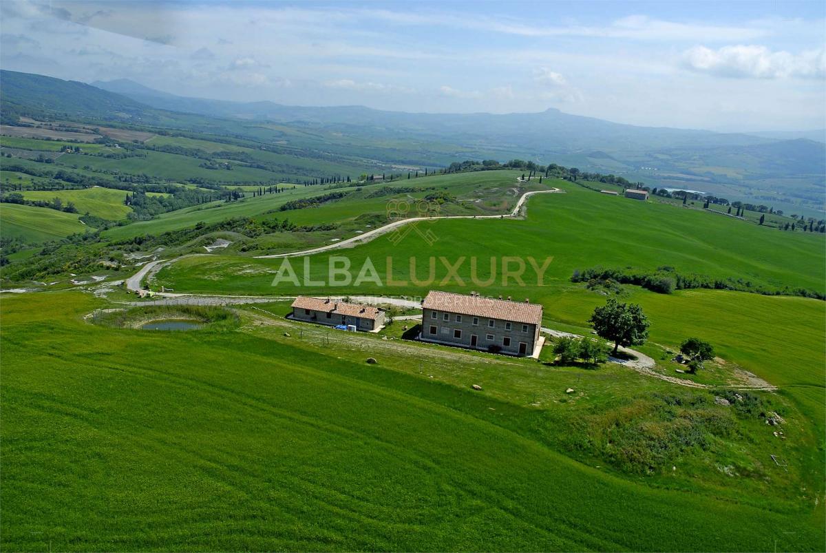 Picture of Villa For Sale in Pienza, Tuscany, Italy