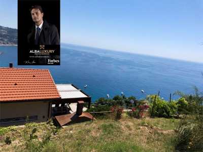 Villa For Sale in Bordighera, Italy