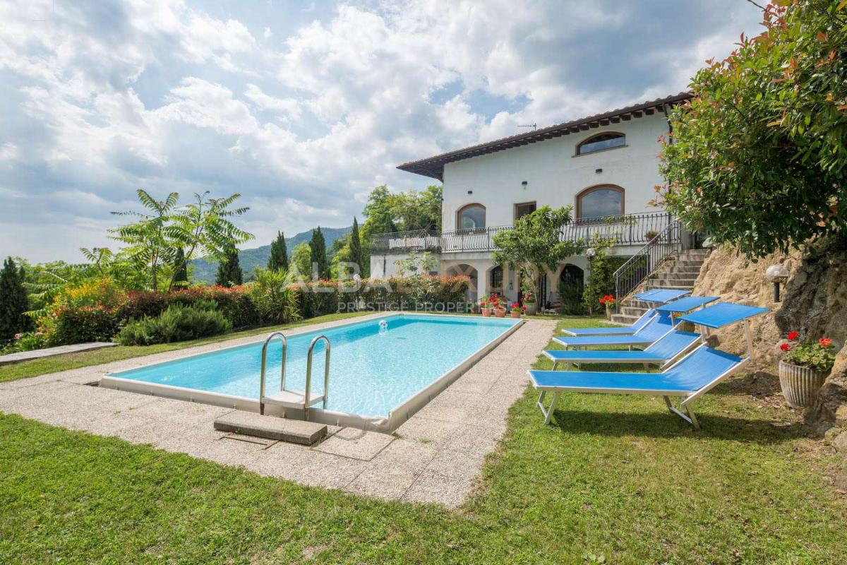 Picture of Villa For Sale in Pescia, Tuscany, Italy