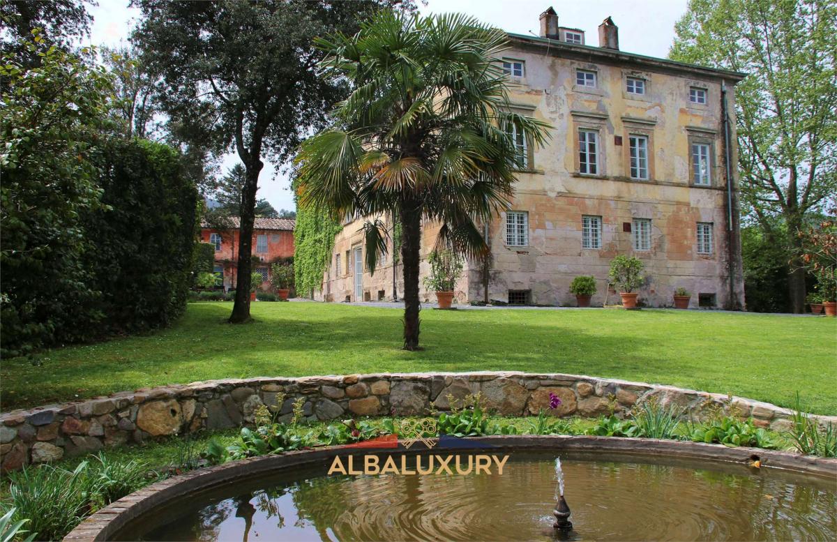 Picture of Villa For Sale in Capannori, Tuscany, Italy