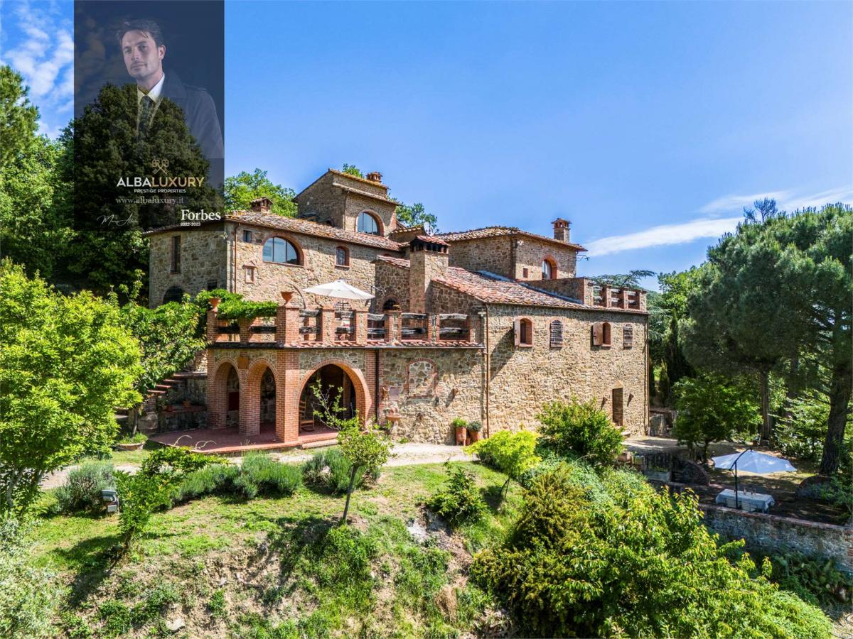 Picture of Villa For Sale in Sinalunga, Tuscany, Italy