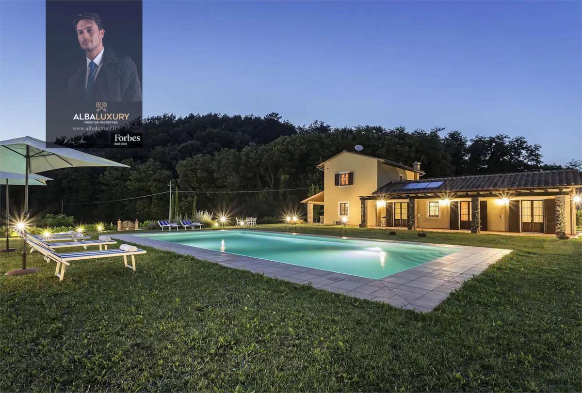 Picture of Villa For Sale in Lucca, Tuscany, Italy