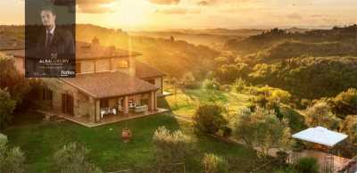 Villa For Sale in Trequanda, Italy