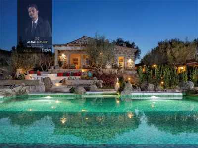 Villa For Sale in Olbia, Italy