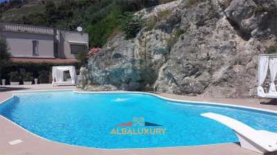 Villa For Sale in Sarno, Italy