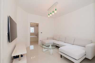 Apartment For Sale in Westminster, United Kingdom