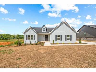 Home For Sale in Baxter, Tennessee