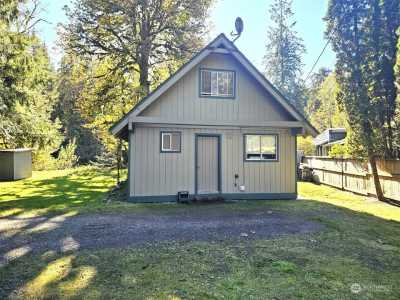 Home For Sale in Granite Falls, Washington