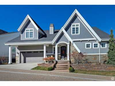 Home For Sale in Cottonwood Heights, Utah