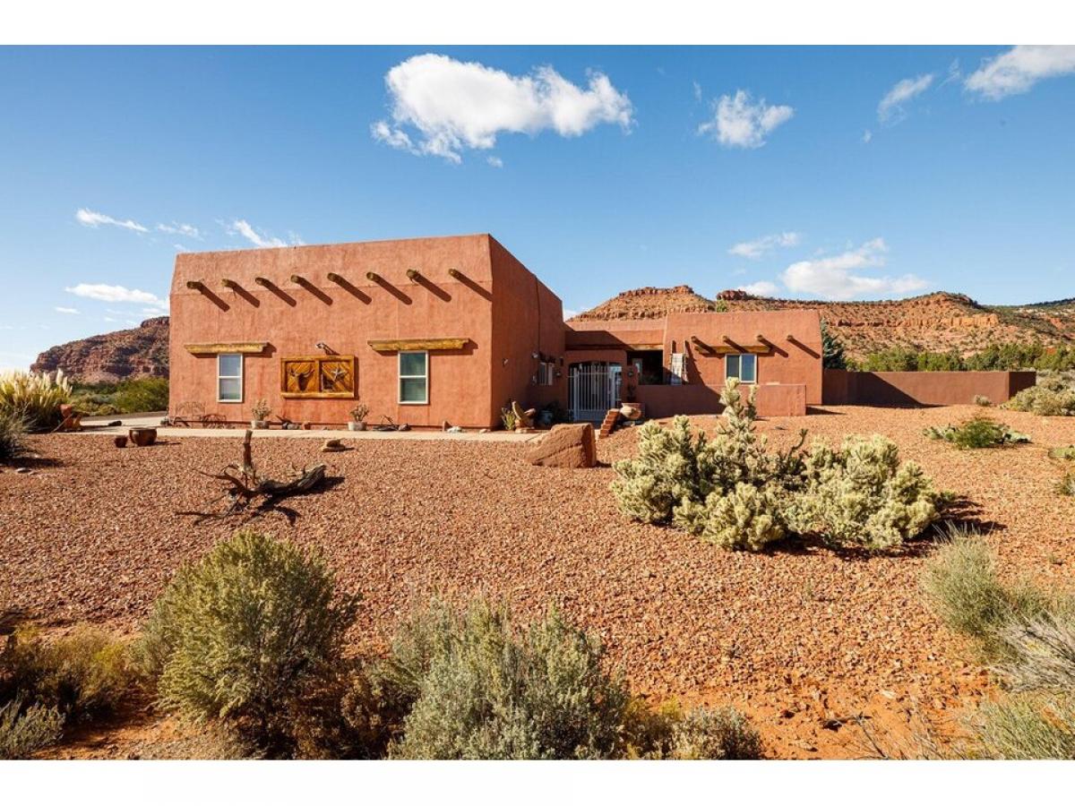 Picture of Home For Sale in Kanab, Utah, United States