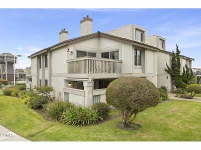 Home For Sale in Oxnard, California