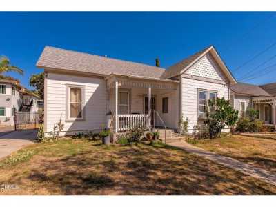 Home For Sale in Santa Paula, California