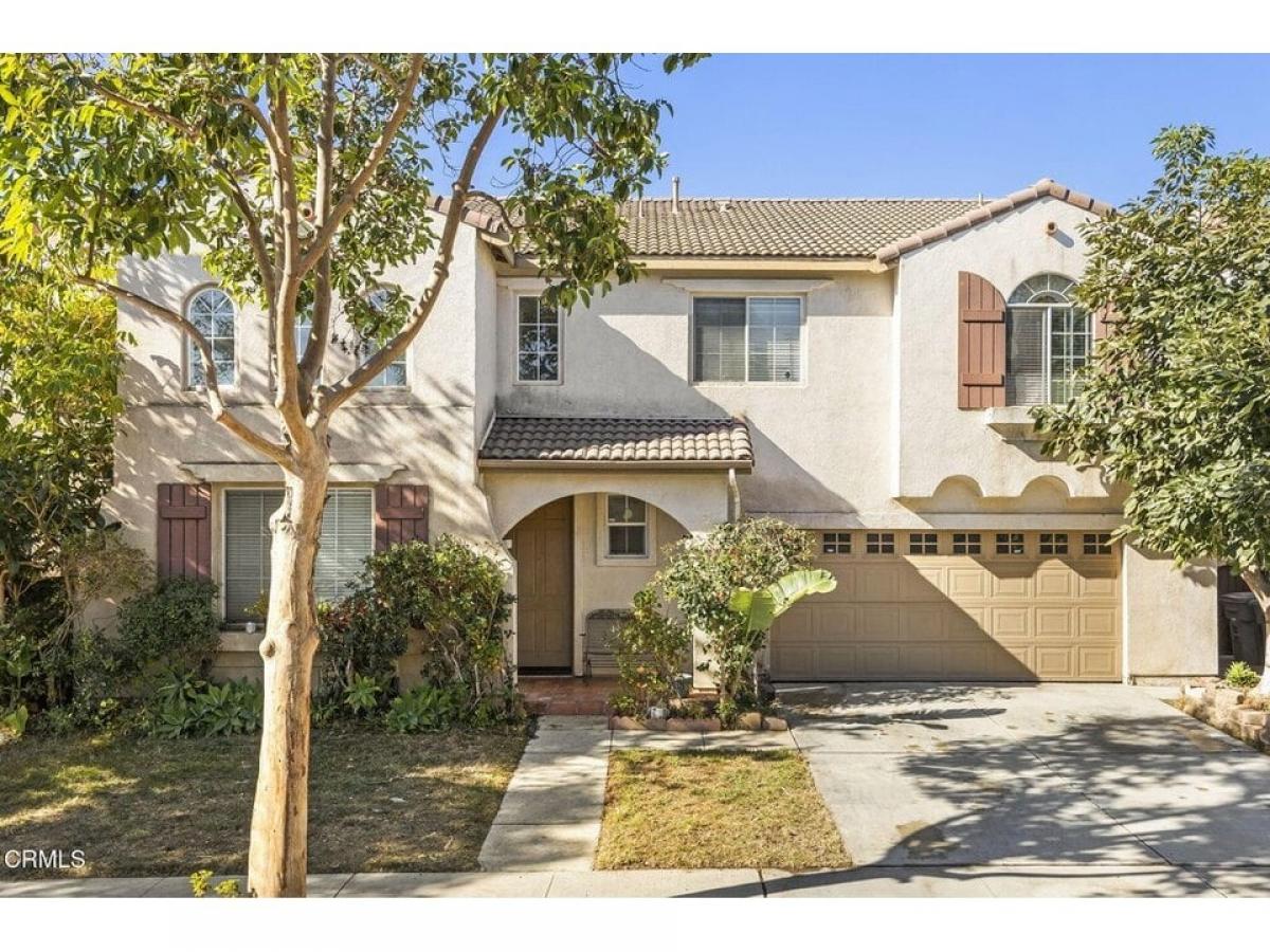 Picture of Home For Sale in Oxnard, California, United States