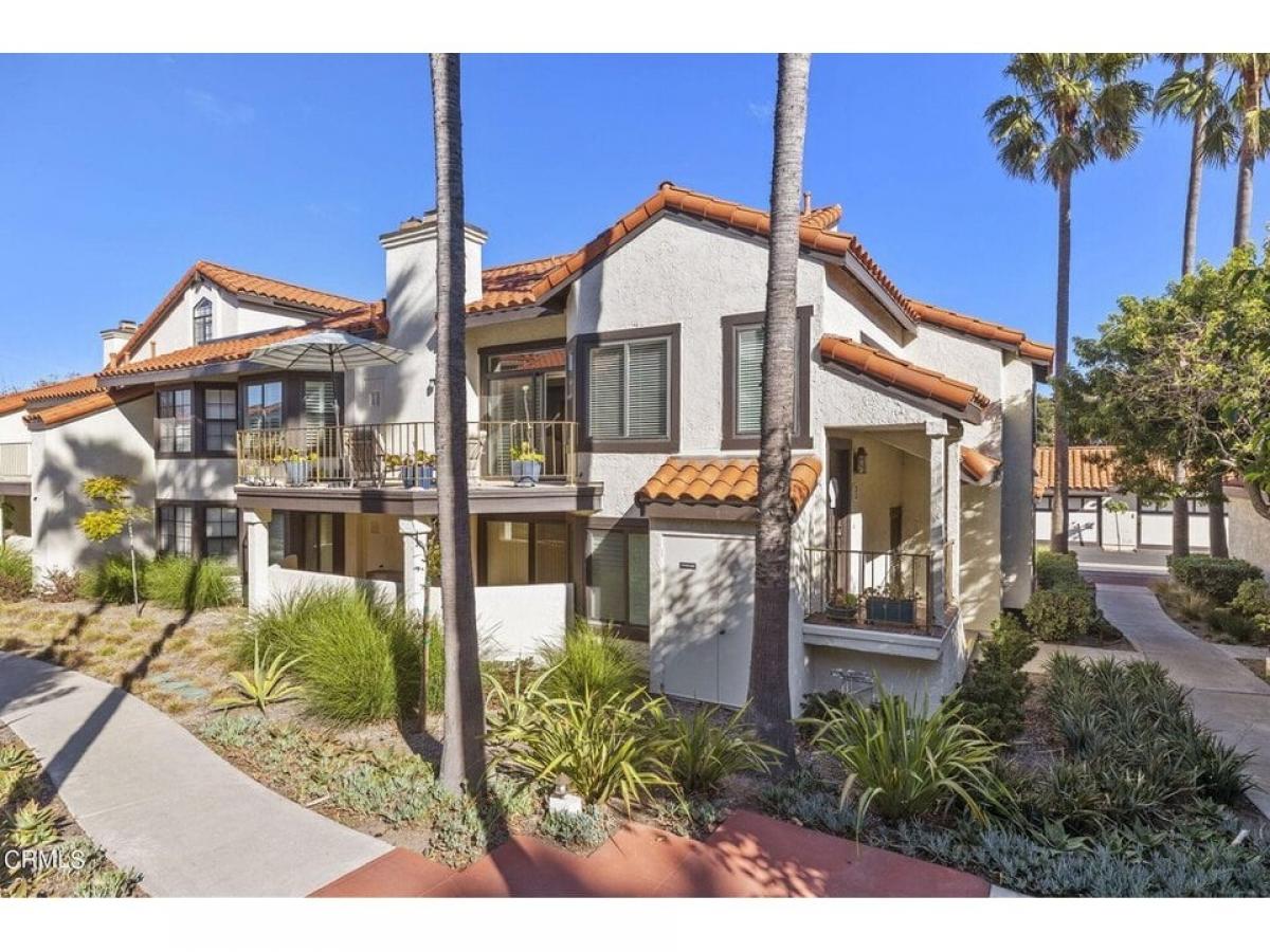 Picture of Home For Sale in Oxnard, California, United States