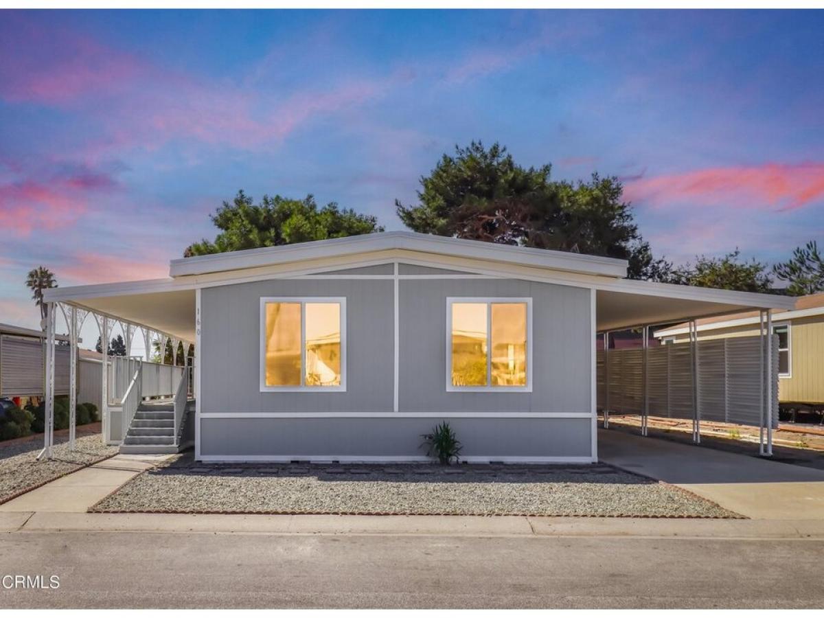 Picture of Home For Sale in Oxnard, California, United States