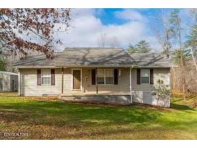 Home For Sale in Monterey, Tennessee