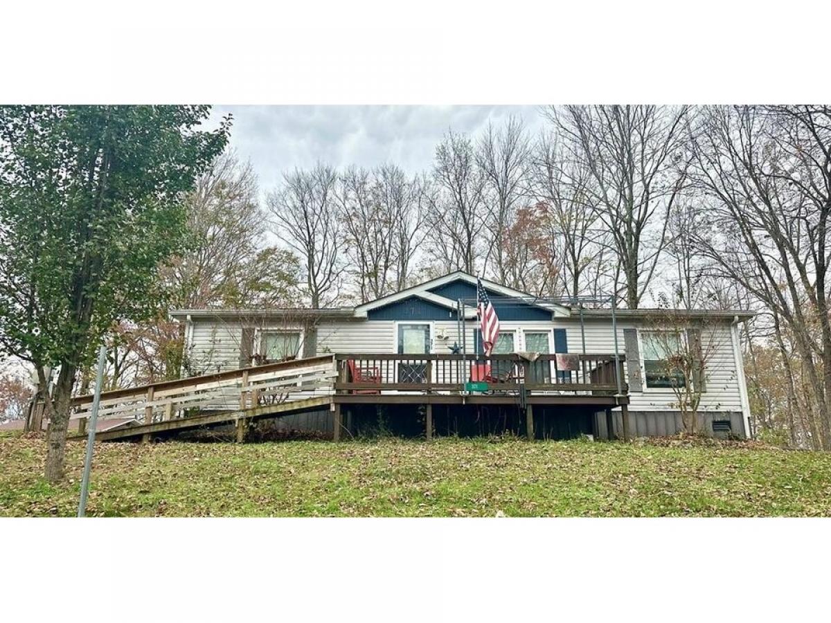 Picture of Home For Sale in Cookeville, Tennessee, United States