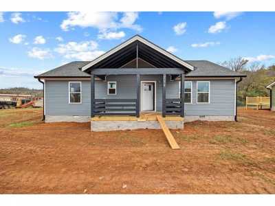 Home For Sale in Livingston, Tennessee