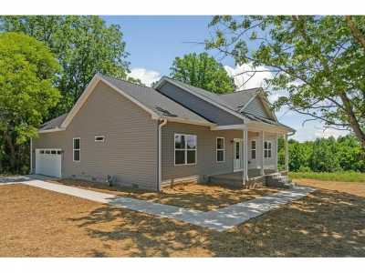 Home For Sale in Sparta, Tennessee