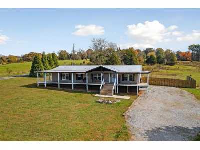 Home For Sale in Sparta, Tennessee