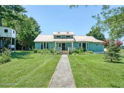 Home For Sale in Lancing, Tennessee