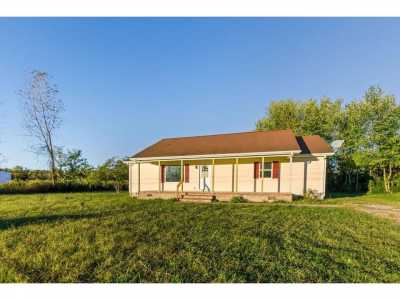 Home For Sale in Smithville, Tennessee