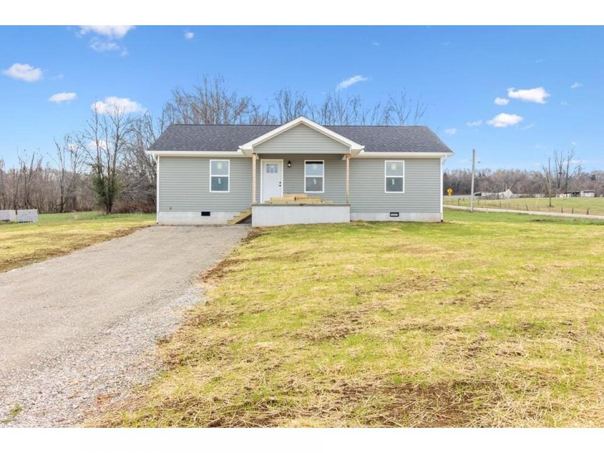 Picture of Home For Sale in Pall Mall, Tennessee, United States