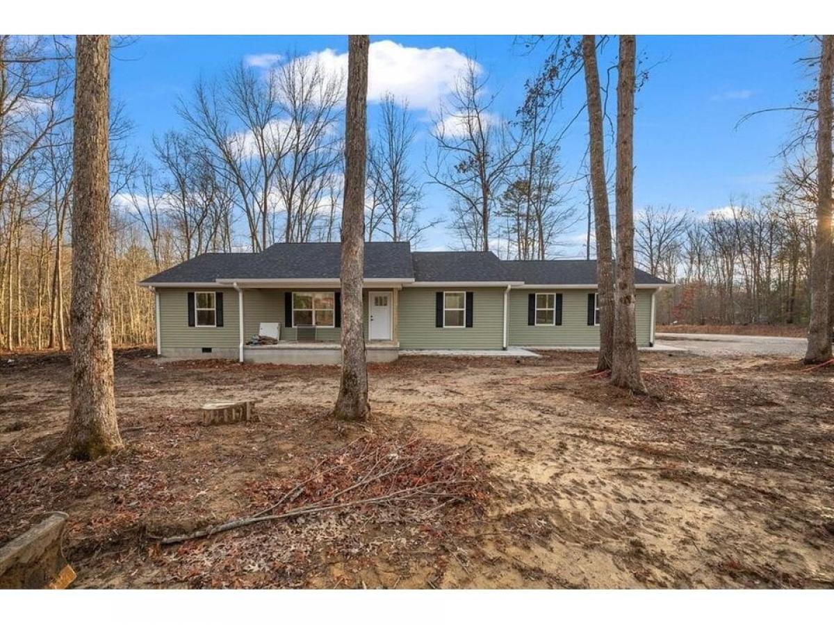 Picture of Home For Sale in Grimsley, Tennessee, United States