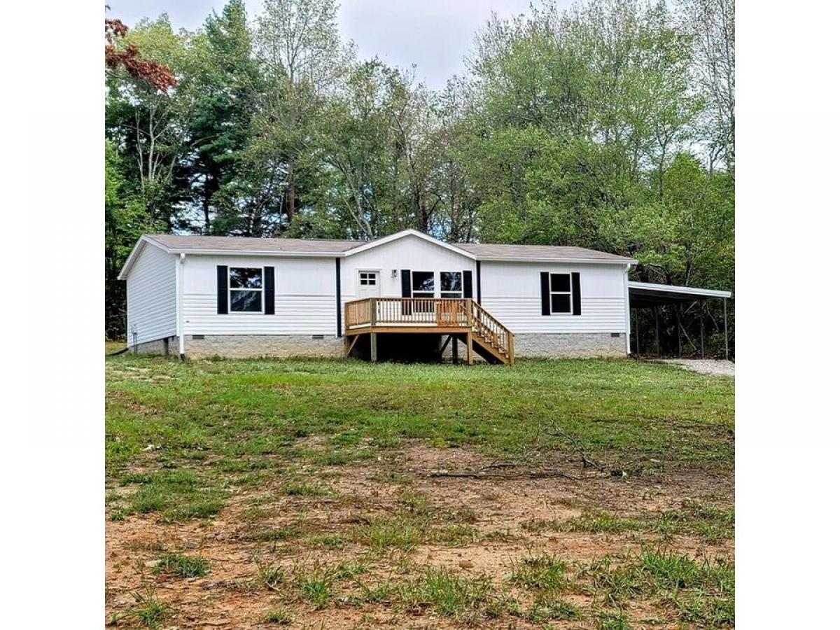 Picture of Home For Sale in Spencer, Tennessee, United States