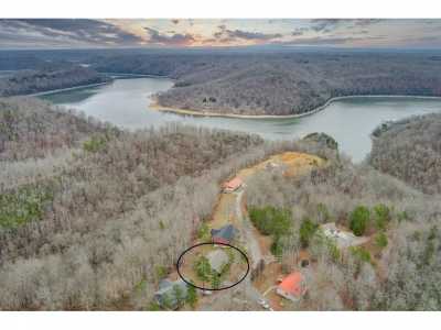 Home For Sale in Smithville, Tennessee