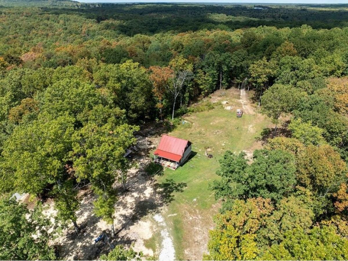 Picture of Home For Sale in Dunlap, Tennessee, United States