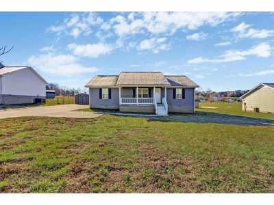 Home For Sale in Doyle, Tennessee