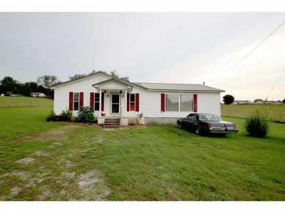 Home For Sale in Sparta, Tennessee