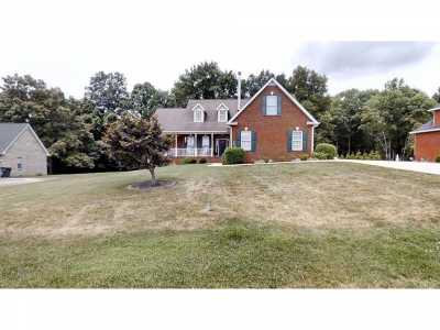 Home For Sale in Cookeville, Tennessee