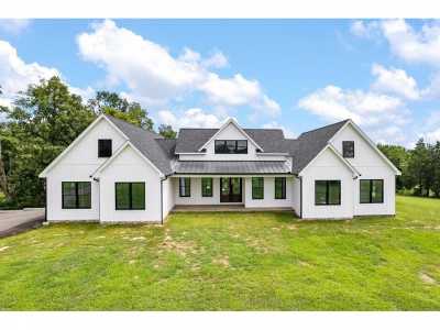 Home For Sale in Monroe, Tennessee