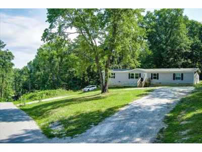 Home For Sale in Spencer, Tennessee