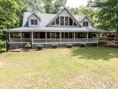 Home For Sale in Jamestown, Tennessee