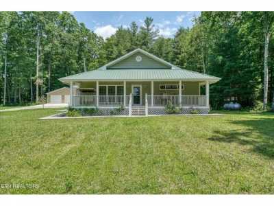 Home For Sale in Jamestown, Tennessee